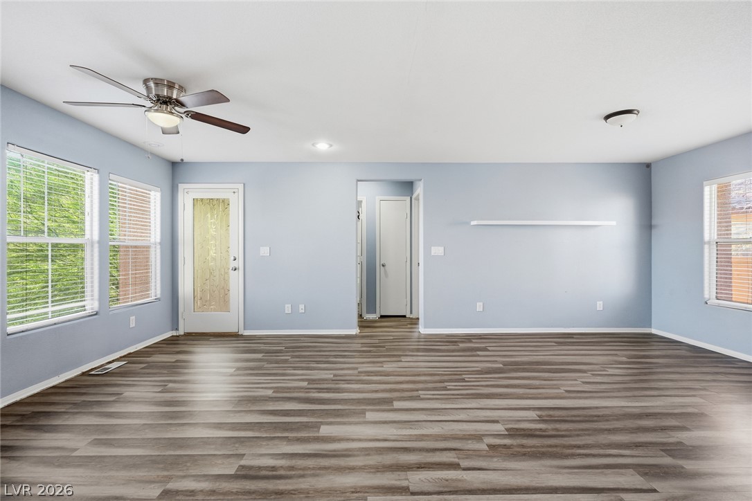 10478 Badger Ravine Street Property Photo 16