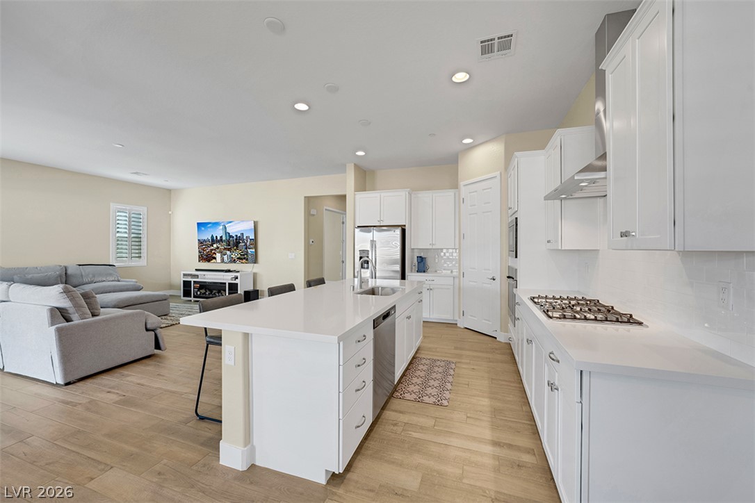 5032 Tranquil View Street Property Photo 8