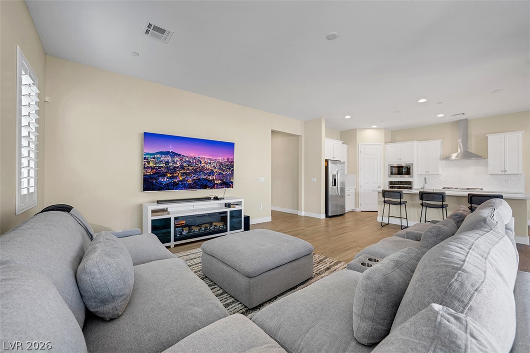 5032 Tranquil View Street Property Photo 15
