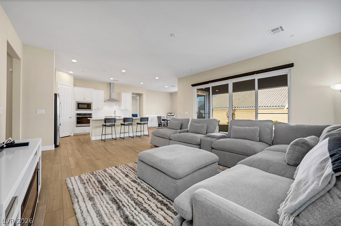 5032 Tranquil View Street Property Photo 16