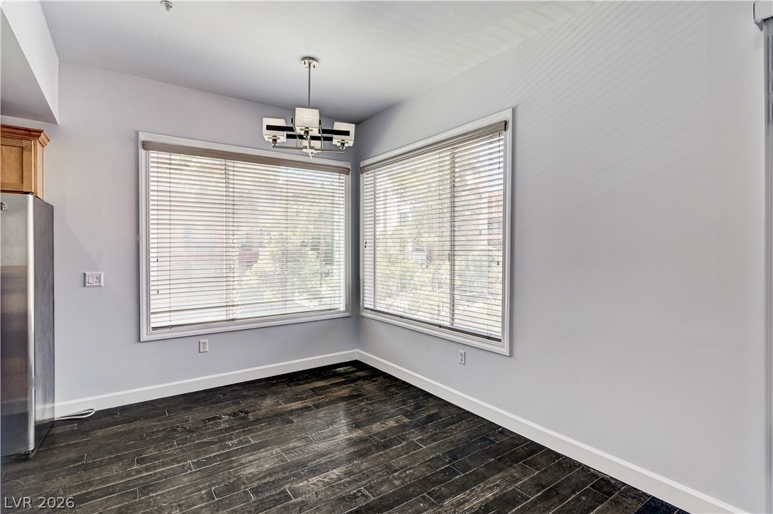 75 East Agate Avenue 303 Property Photo 8
