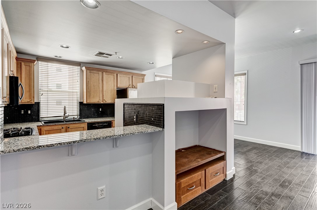 75 East Agate Avenue 303 Property Photo 12