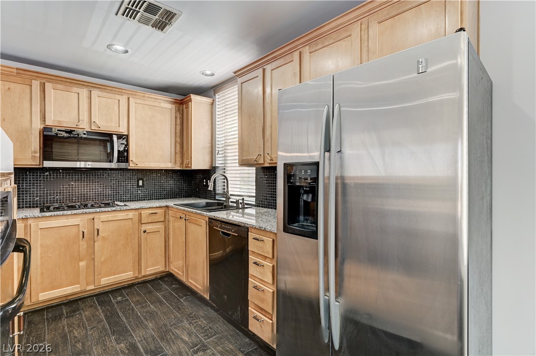 75 East Agate Avenue 303 Property Photo 13