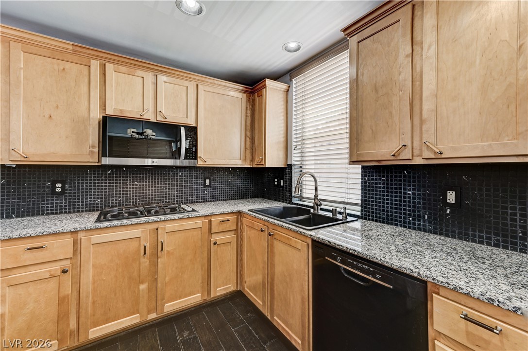 75 East Agate Avenue 303 Property Photo 16