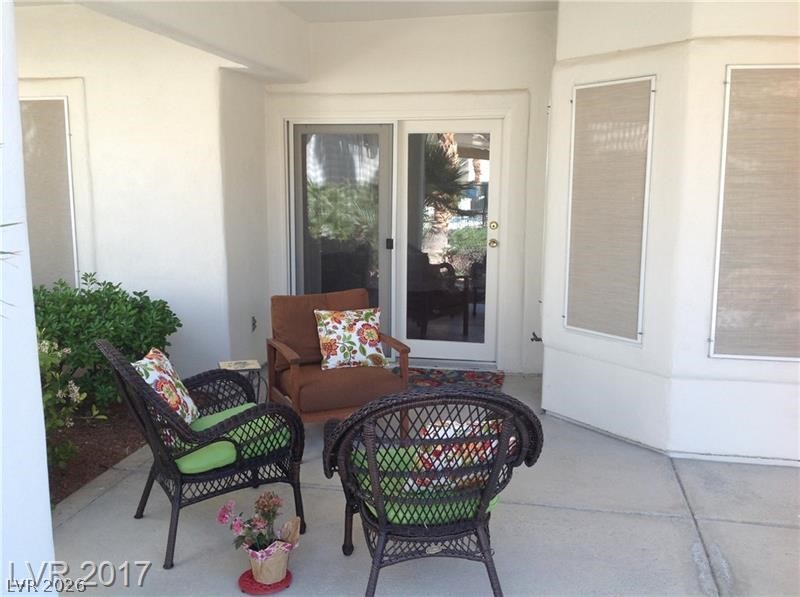 7636 Rolling View Drive 101 Property Photo 7