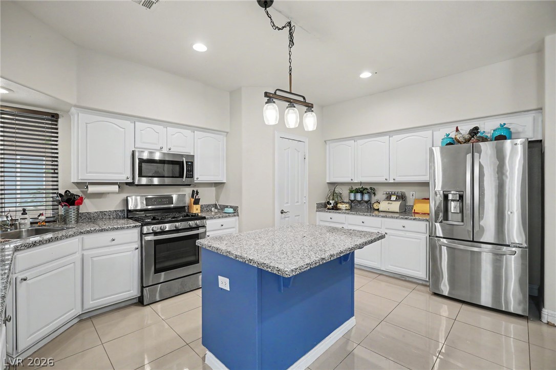 4904 Sunbrite Avenue Property Photo 14