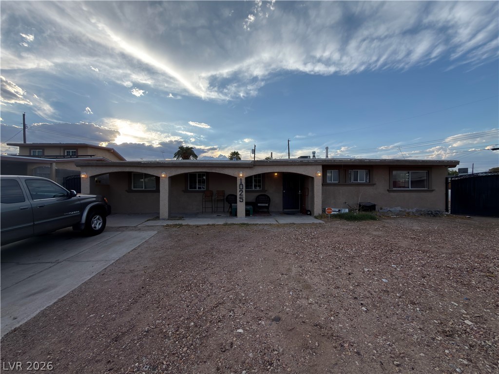 1025 Villa Circle Property Photo 1