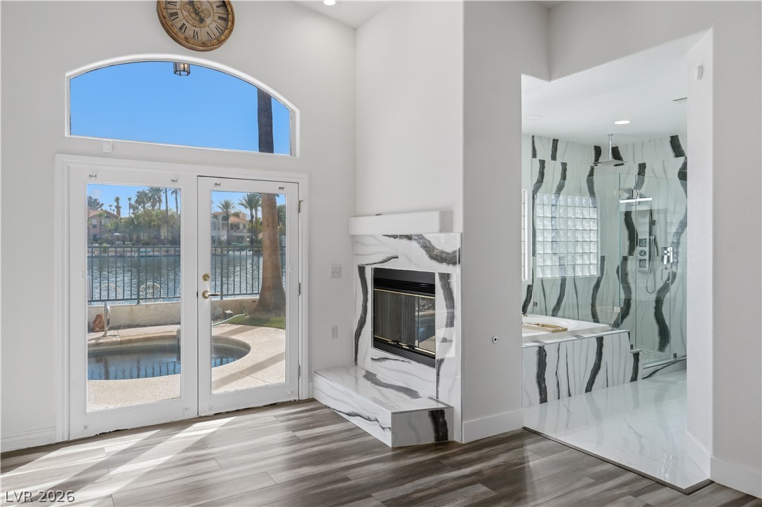 2933 Harbor Cove Drive Property Photo 23