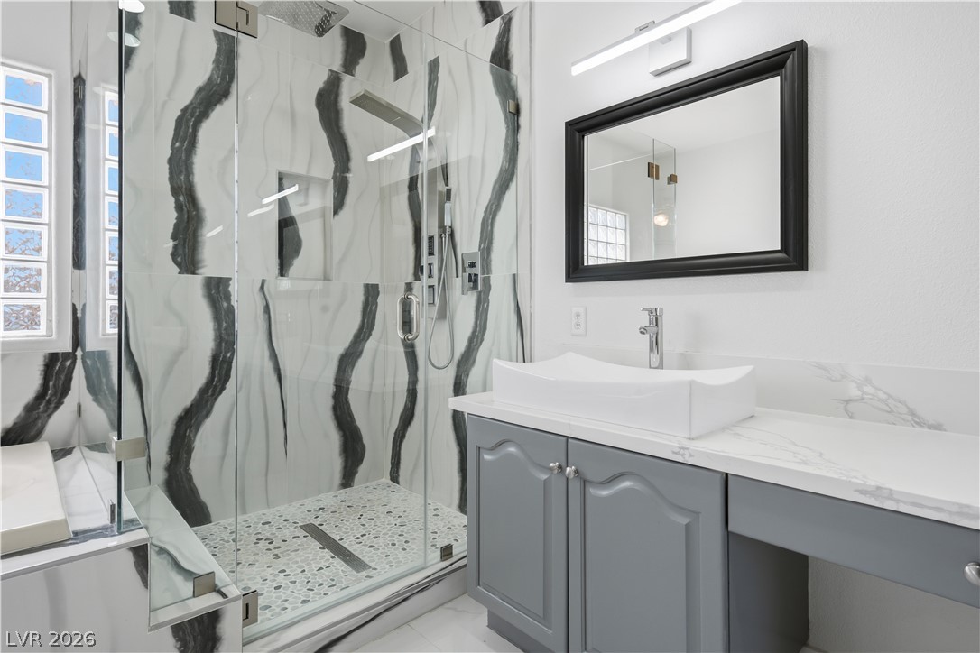2933 Harbor Cove Drive Property Photo 30