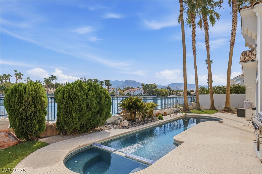 2933 Harbor Cove Drive Property Photo 44