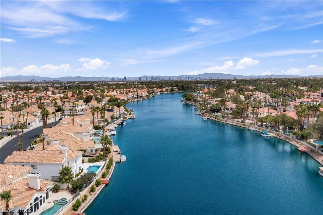 2933 Harbor Cove Drive Property Photo 49