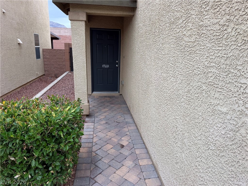 7879 Shoreline Ridge Court Property Photo 2