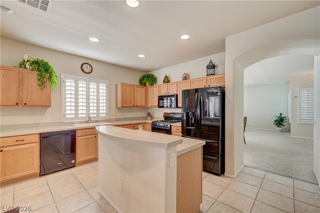 2627 Thornview Street Property Photo 6