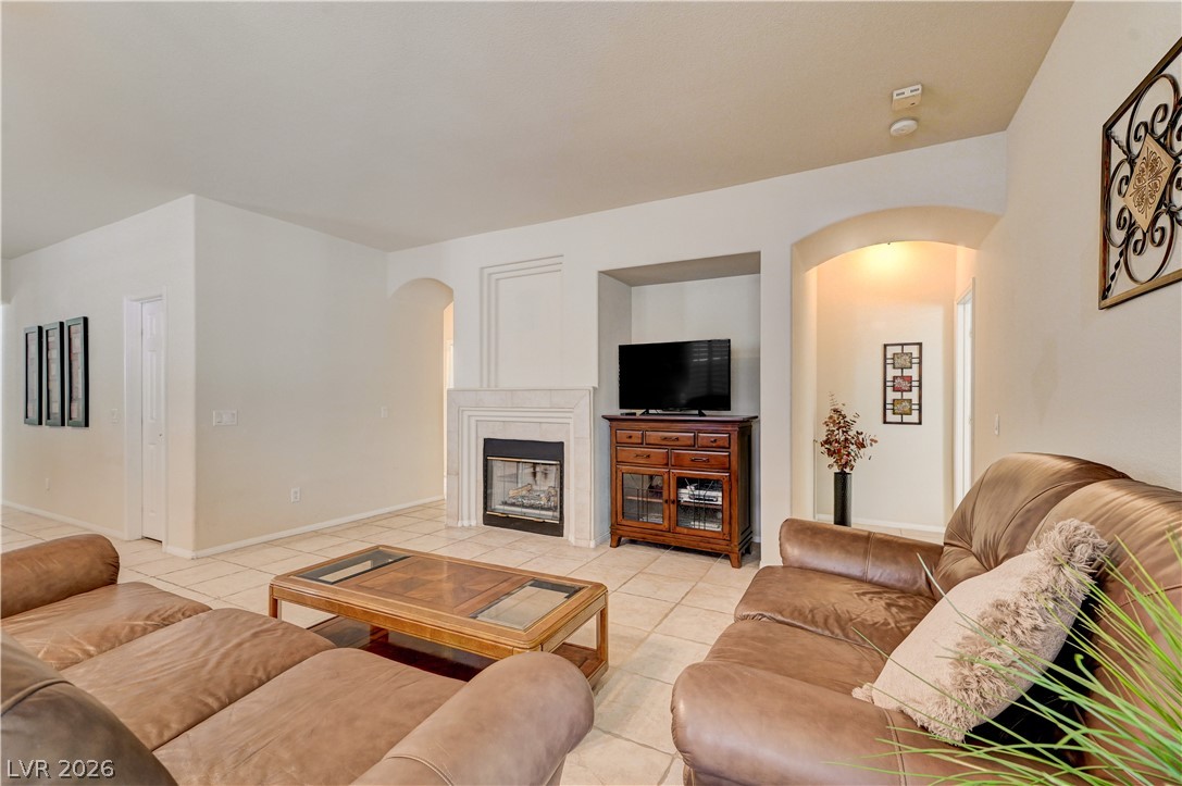 2627 Thornview Street Property Photo 11