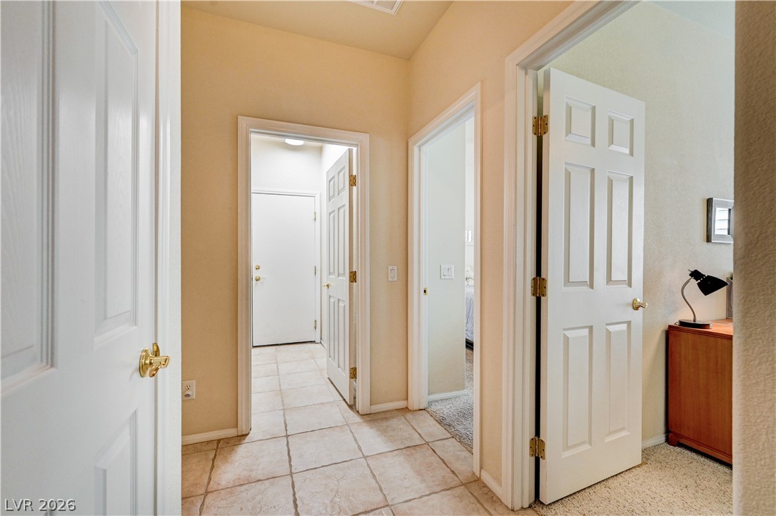 2627 Thornview Street Property Photo 30