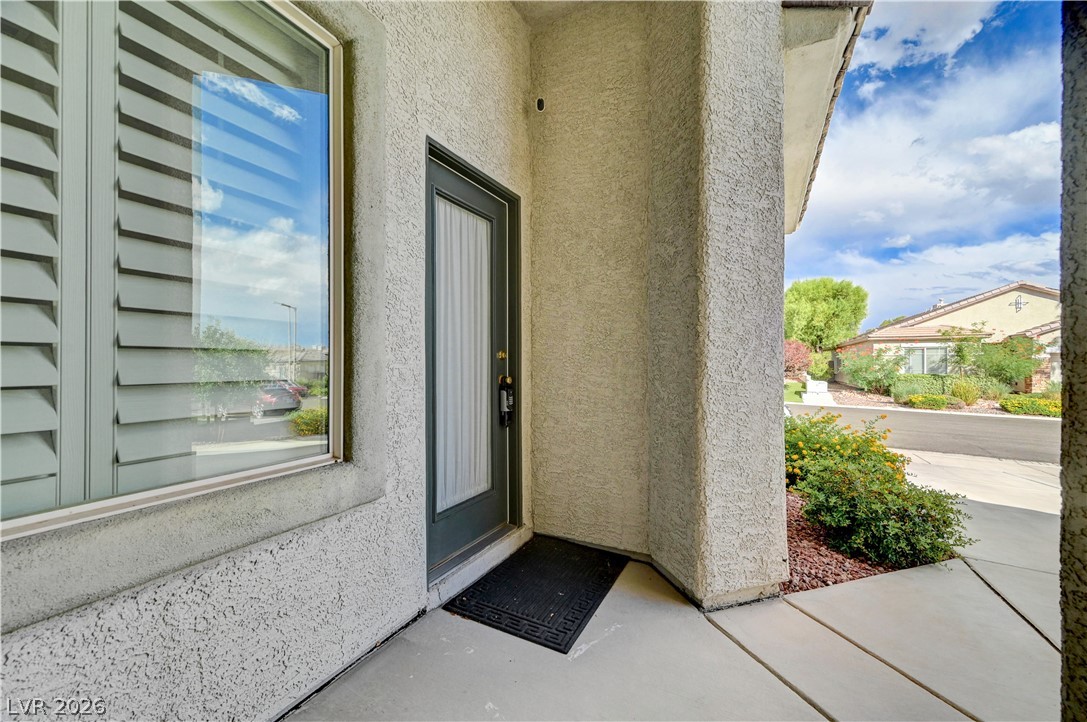 2627 Thornview Street Property Photo 35