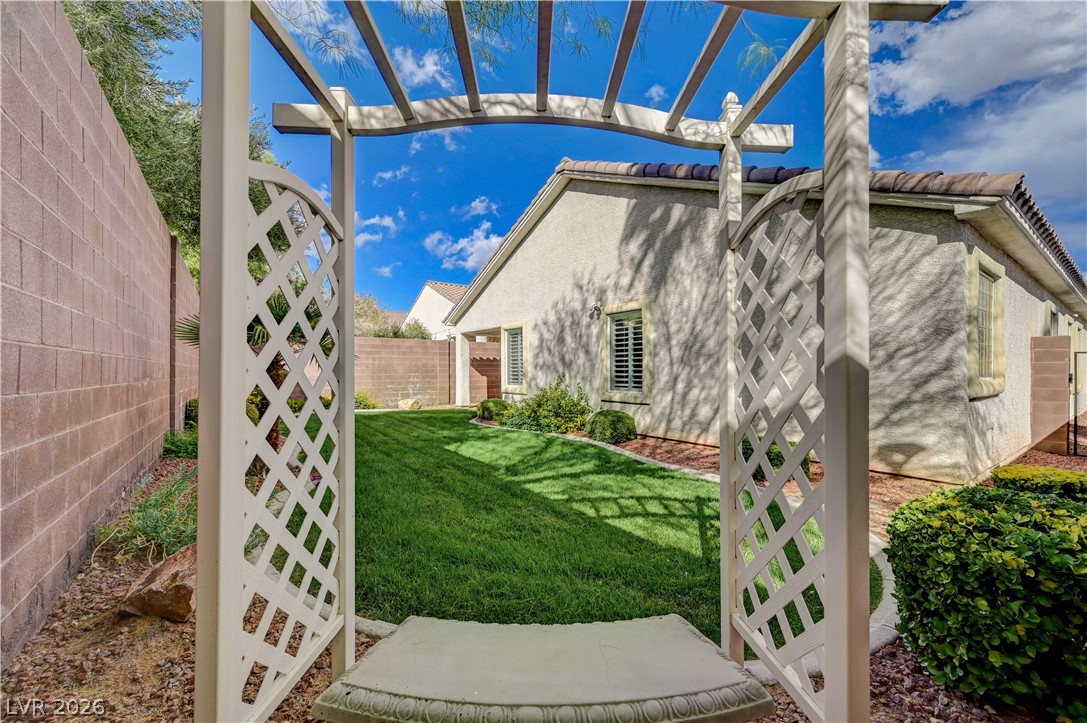 2627 Thornview Street Property Photo 47