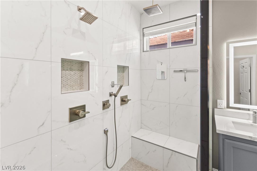 7229 Fountain Village Avenue Property Photo 30