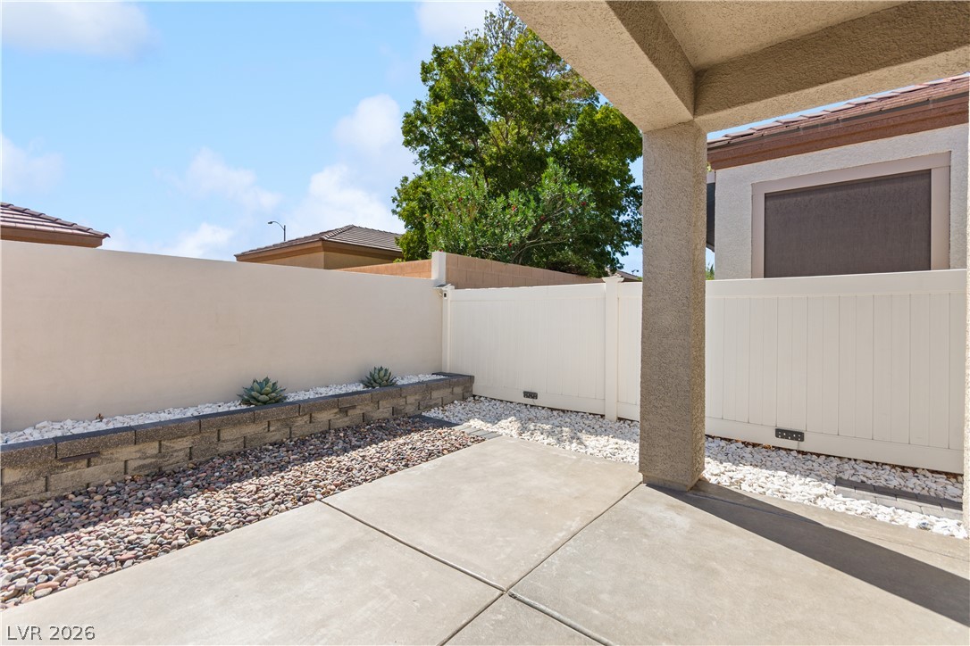 7229 Fountain Village Avenue Property Photo 46