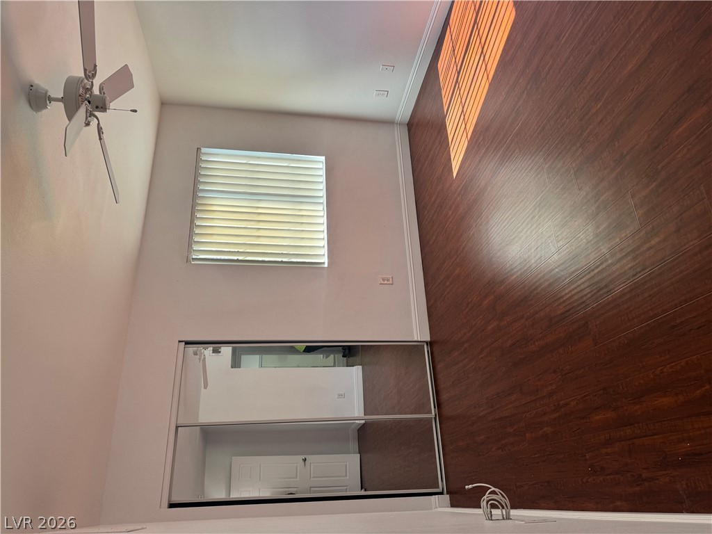 5158 South Jones Boulevard 201 Property Photo 12