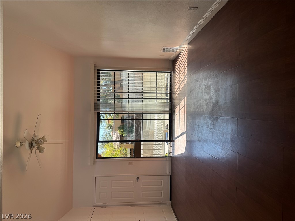 5158 South Jones Boulevard 201 Property Photo 20