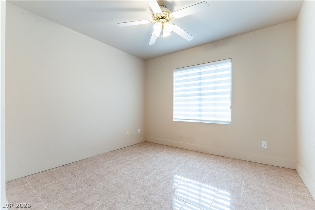 740 Gull Point Avenue Property Photo 15