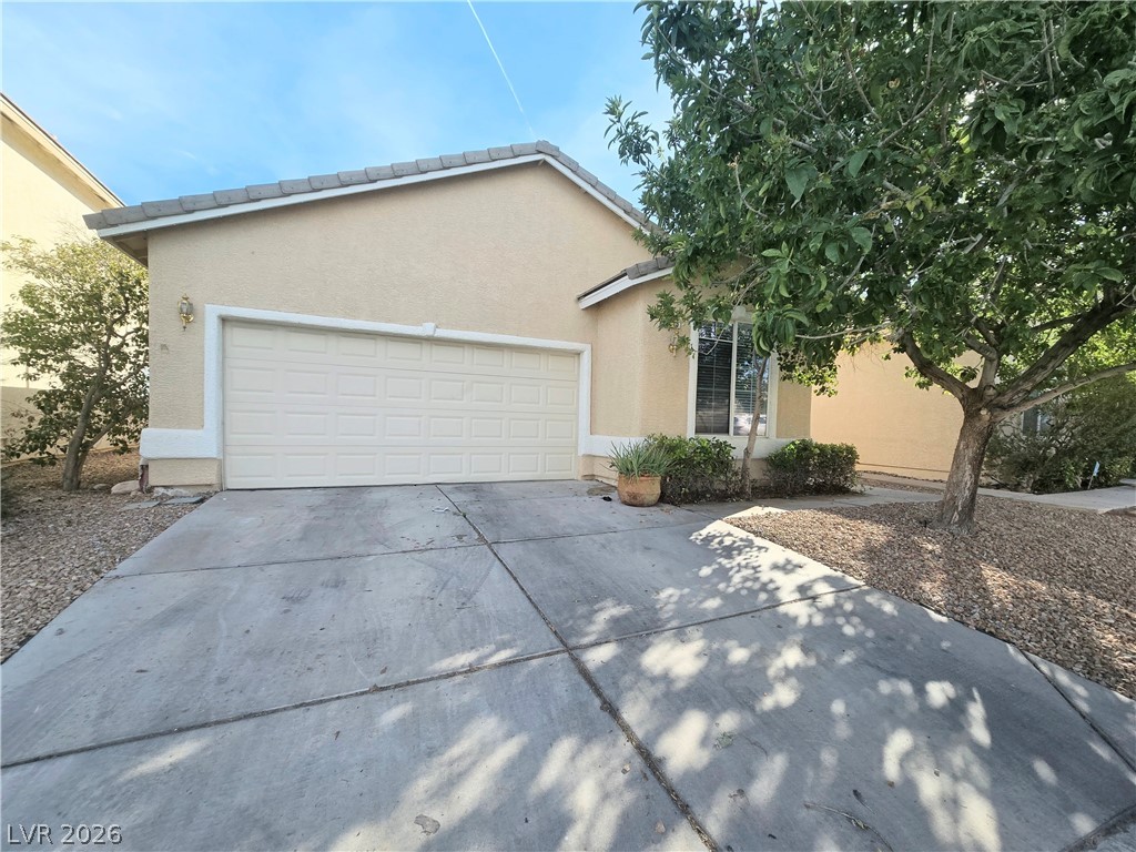 9245 ADAMSHURST Avenue Property Photo 1