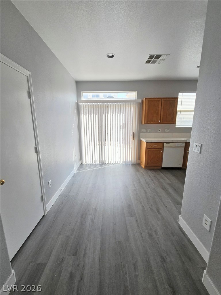 9245 Adamshurst Avenue Property Photo 8