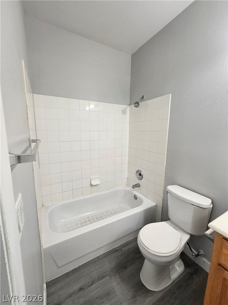9245 Adamshurst Avenue Property Photo 15