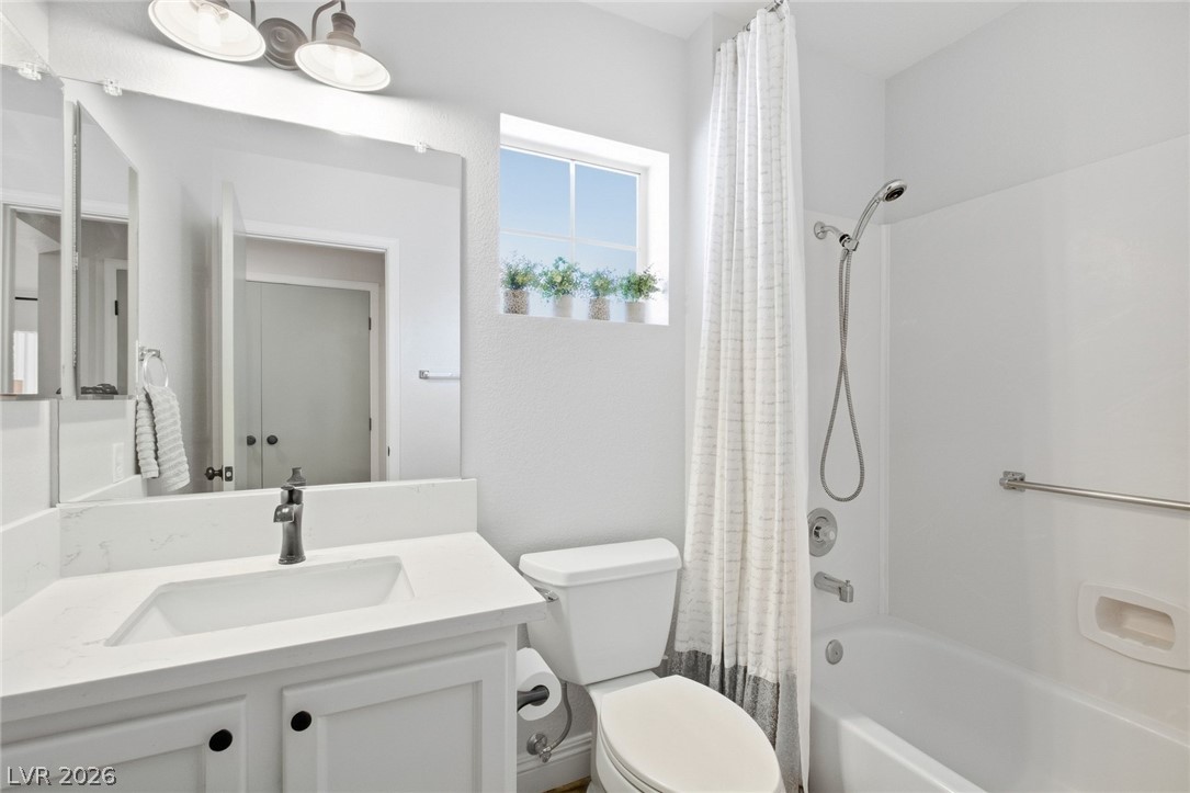 2529 Highvale Drive Property Photo 25