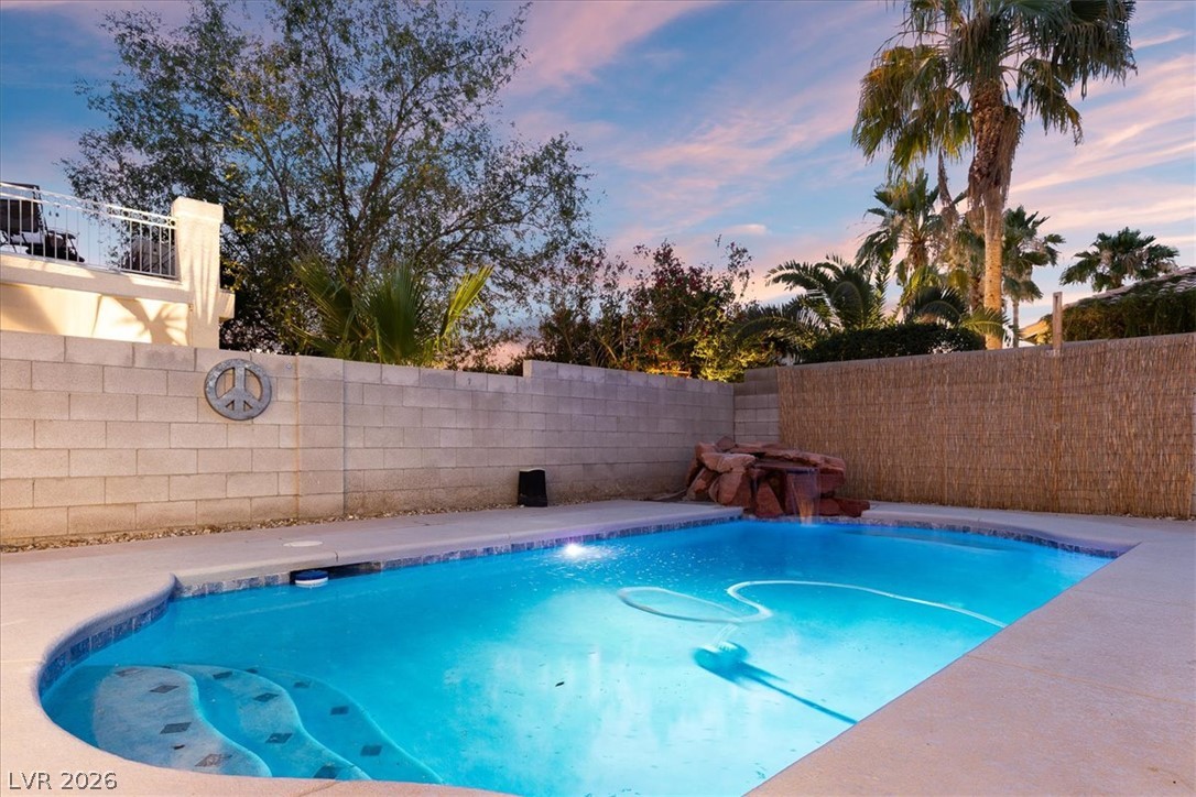 1792 East Quartz Landing Avenue Property Photo 1