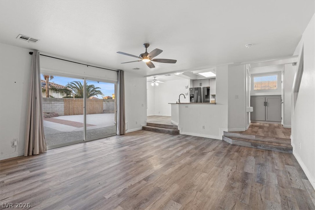 1792 East Quartz Landing Avenue Property Photo 10