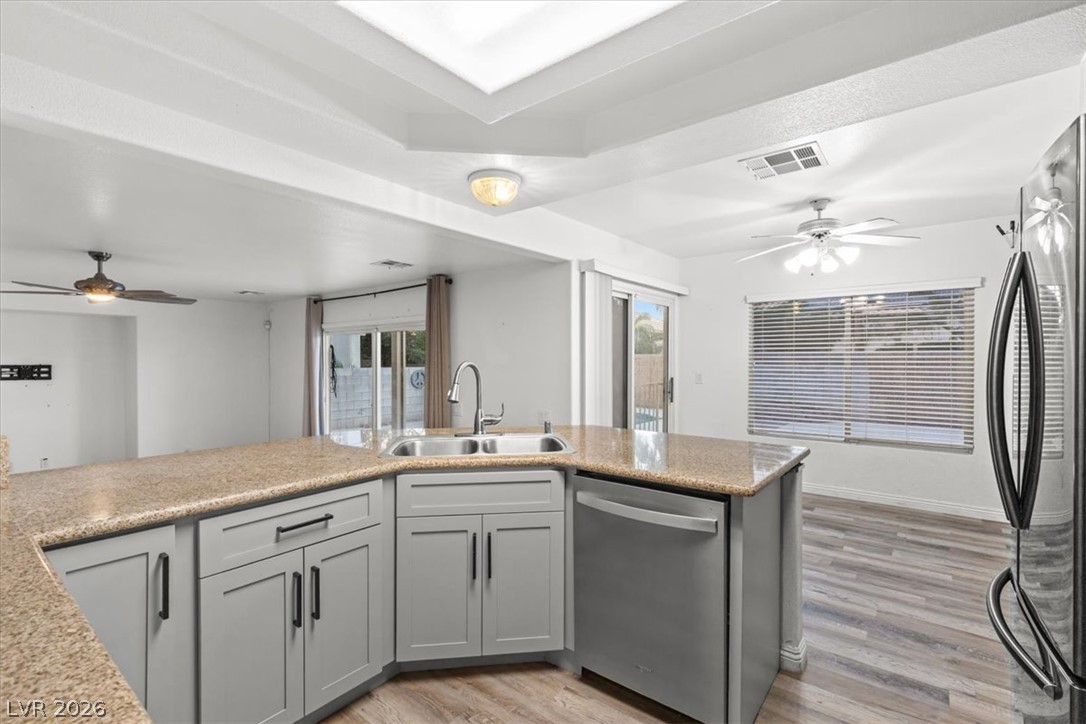 1792 East Quartz Landing Avenue Property Photo 14