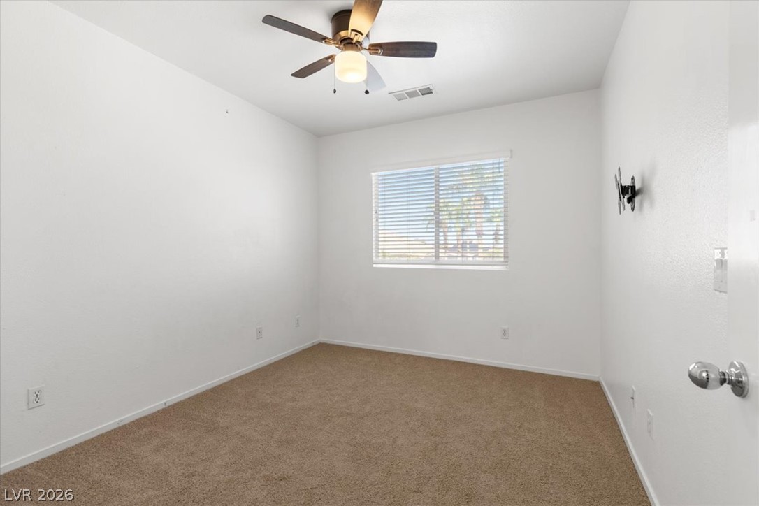 1792 East Quartz Landing Avenue Property Photo 24