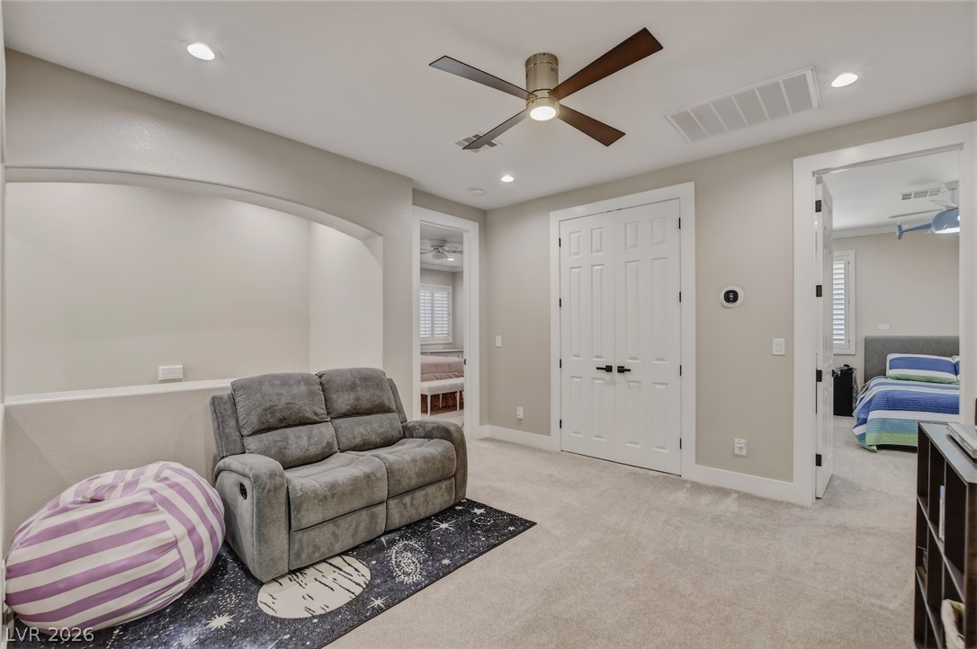 304 Queens Gate Court Property Photo 38