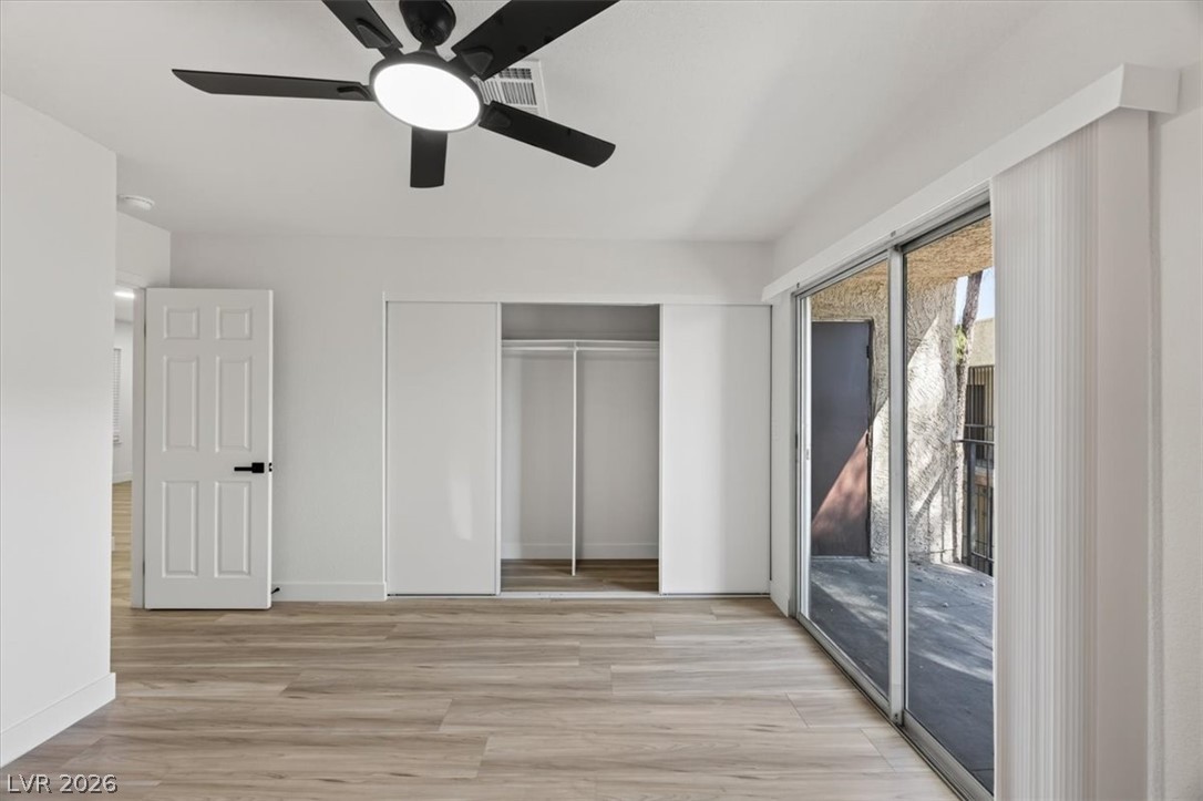 4454 West Desert Inn Road D Property Photo 15