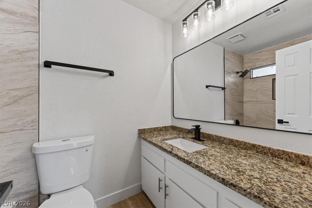 4454 West Desert Inn Road D Property Photo 17