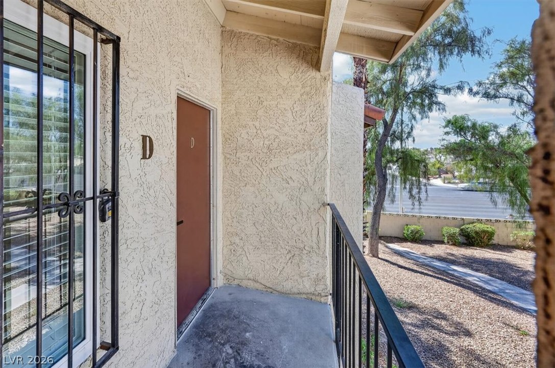 4454 West Desert Inn Road D Property Photo 26