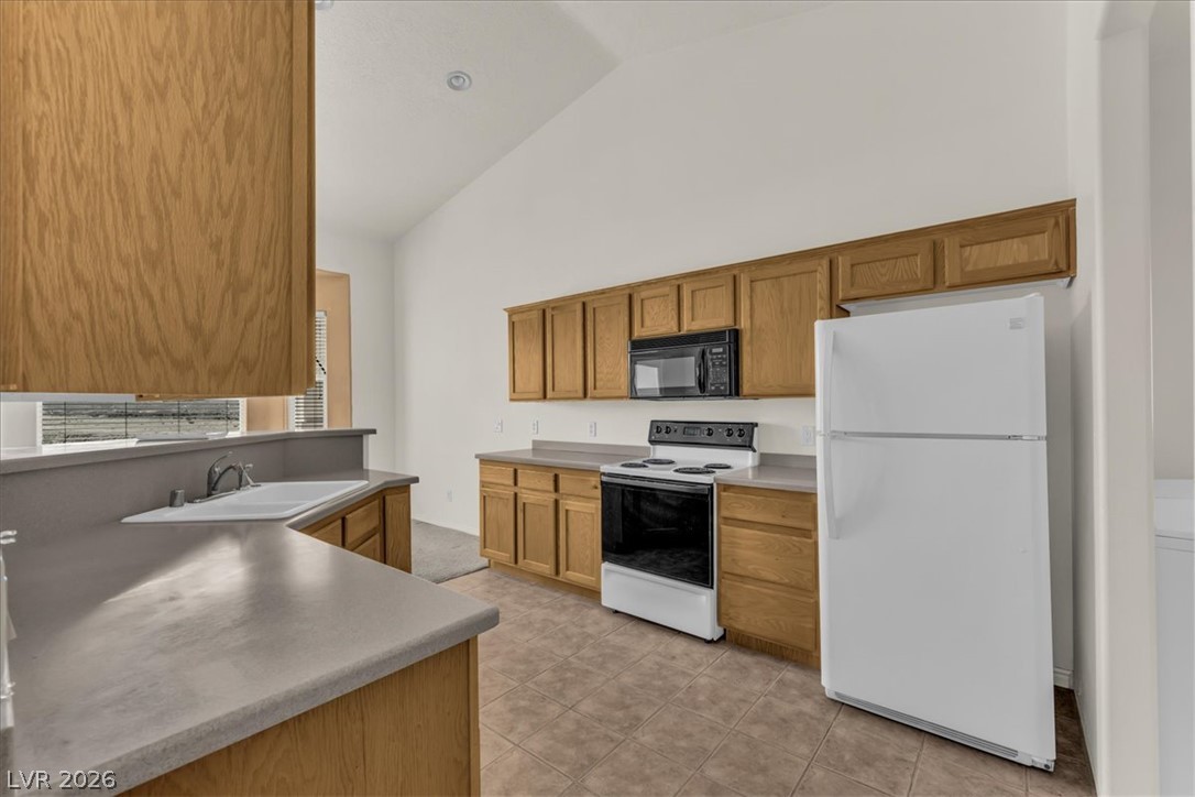 448 Chalet Drive Property Photo 10