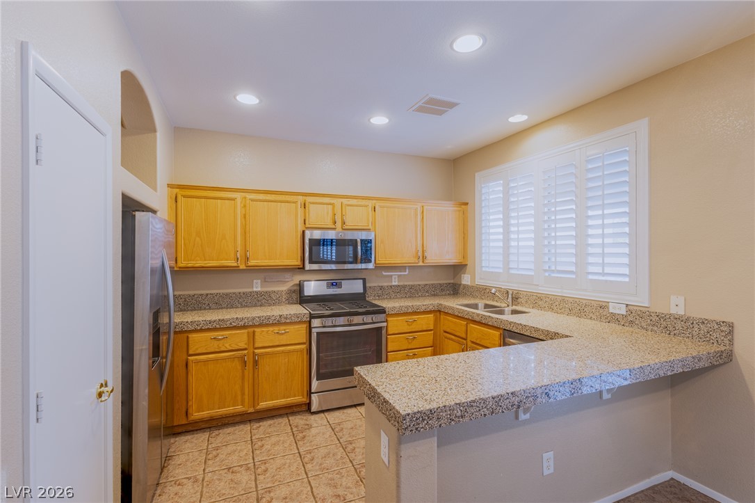 7586 Avila Beach Avenue Property Photo 10