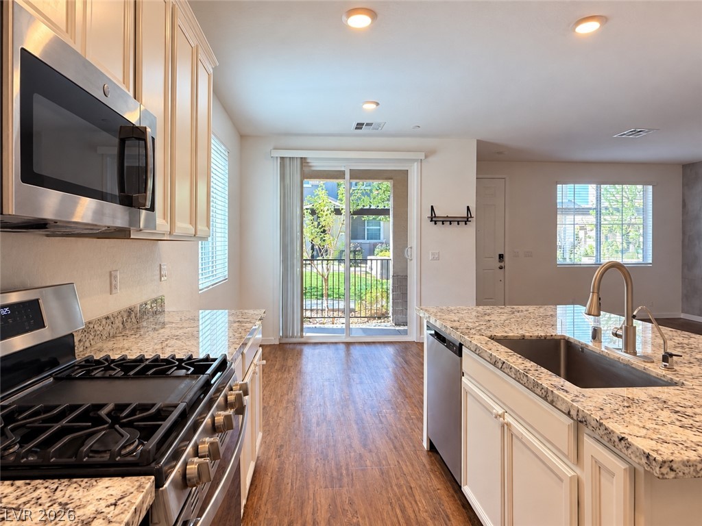5730 Sky Pointe Drive 120 Property Photo 1