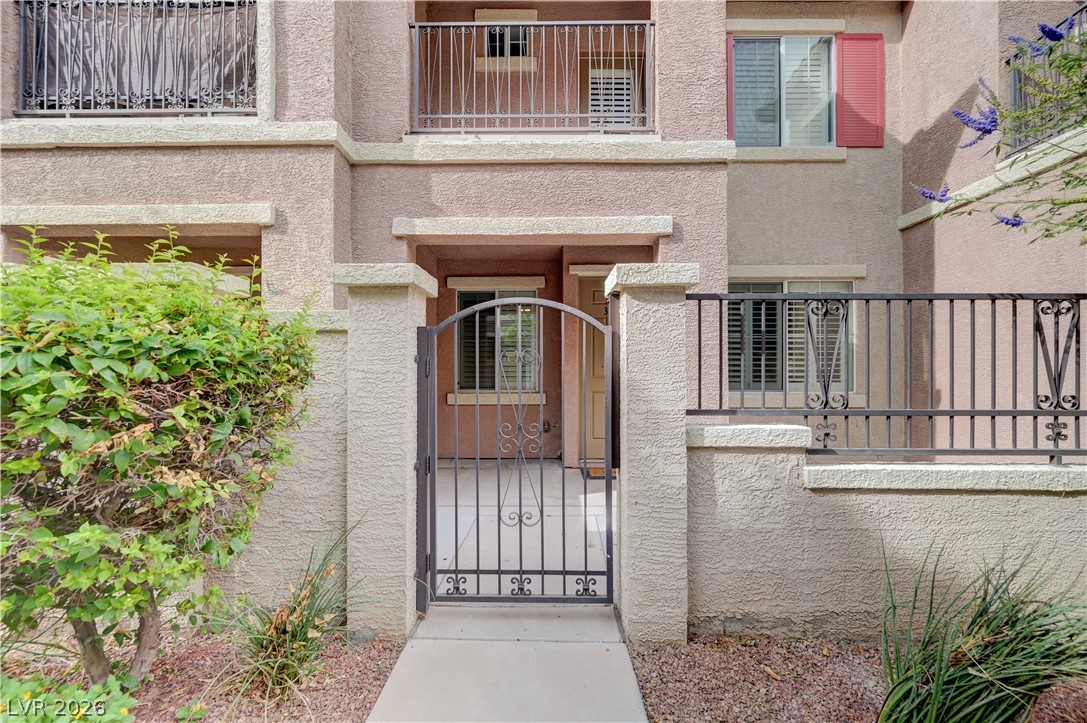 1525 Spiced Wine Avenue 3105 Property Photo 1