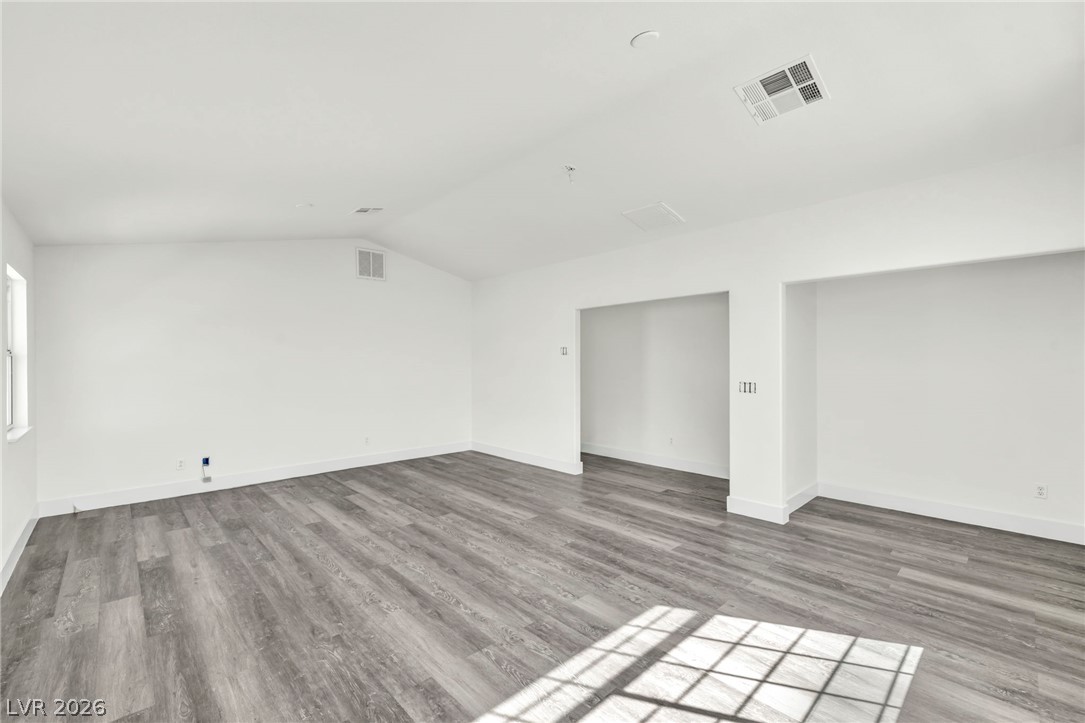 9712 Saint Claude Avenue Property Photo 36