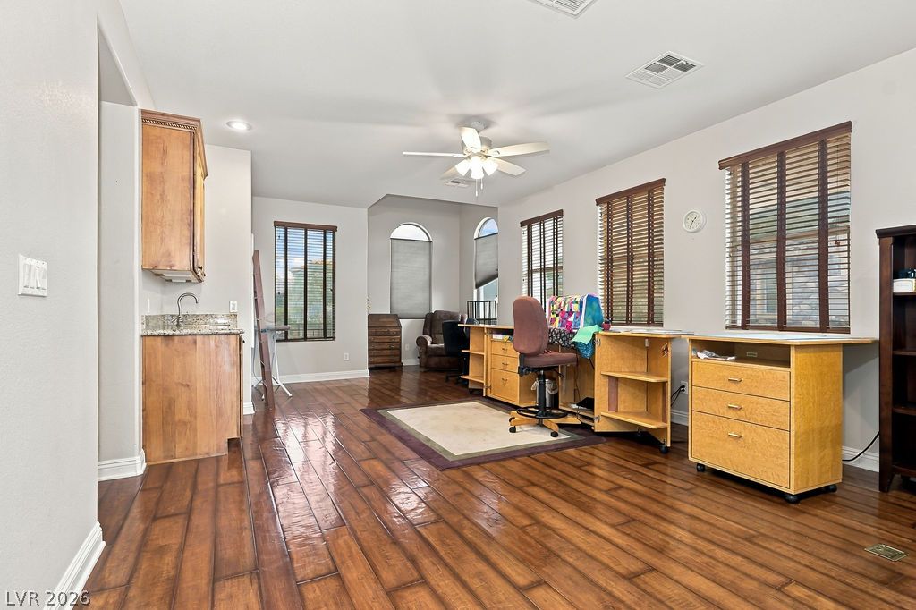 584 Via Colmo Avenue Property Photo 22
