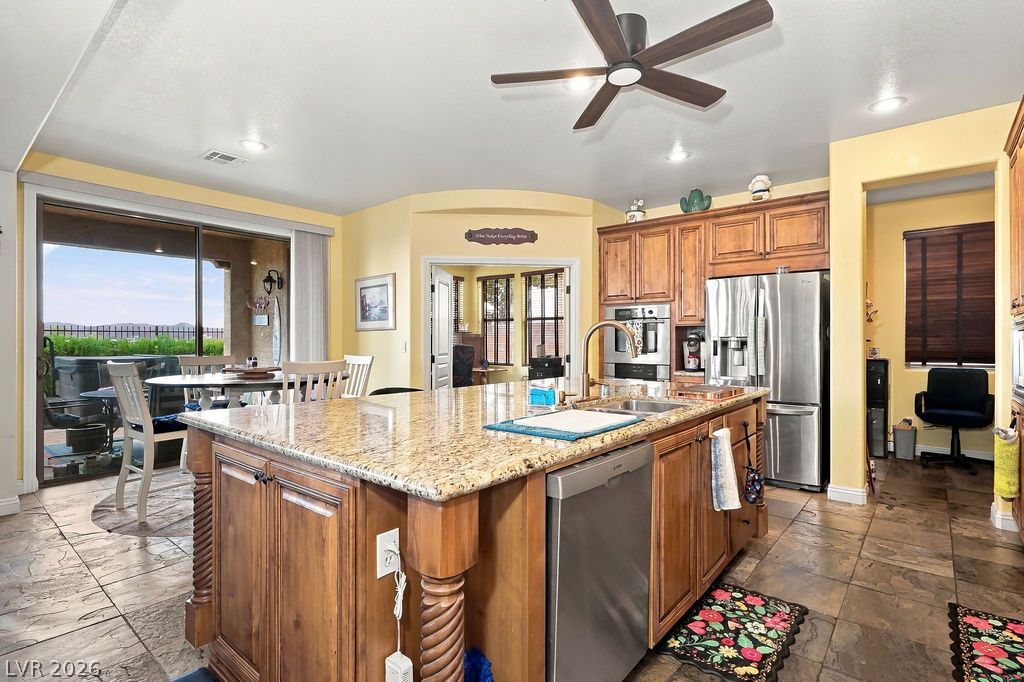 584 Via Colmo Avenue Property Photo 45