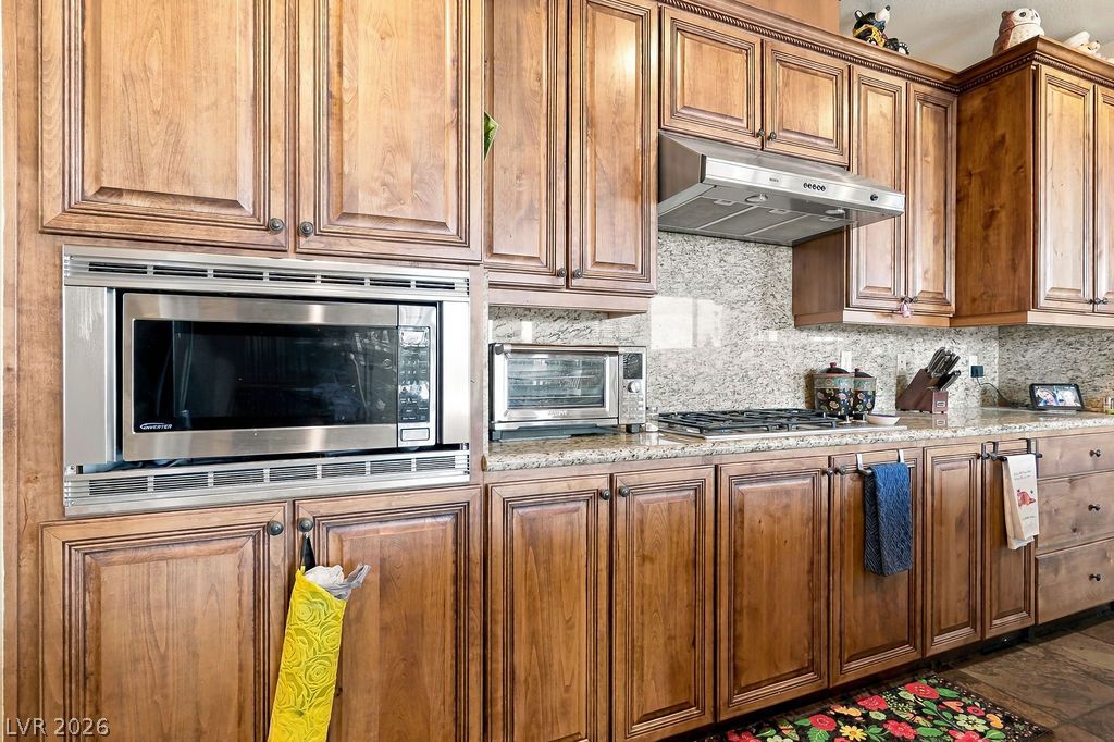 584 Via Colmo Avenue Property Photo 47