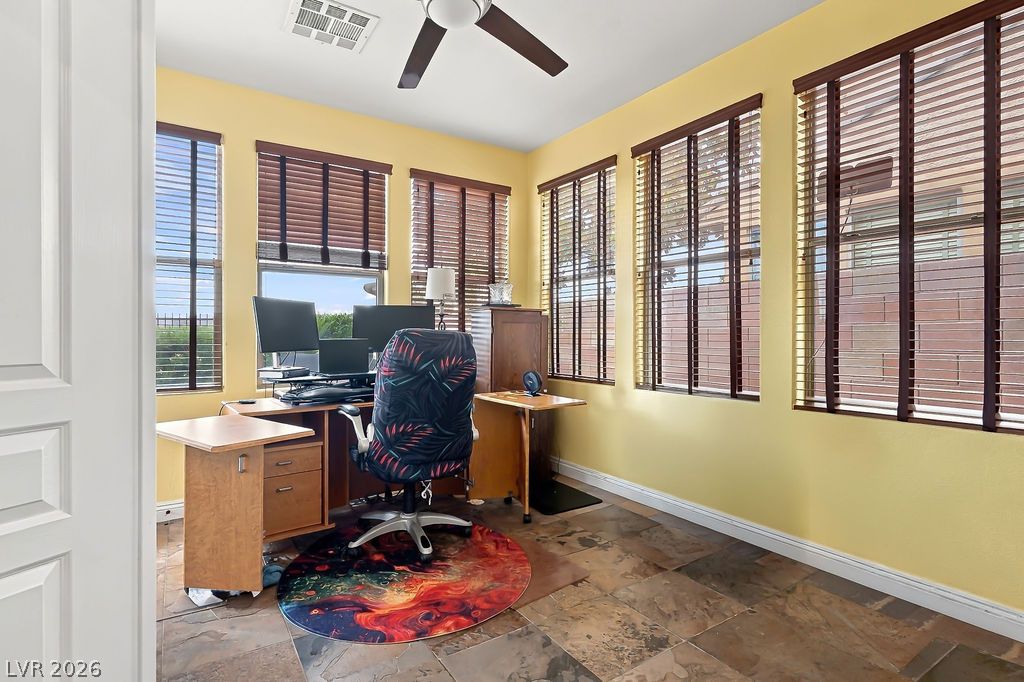 584 Via Colmo Avenue Property Photo 48