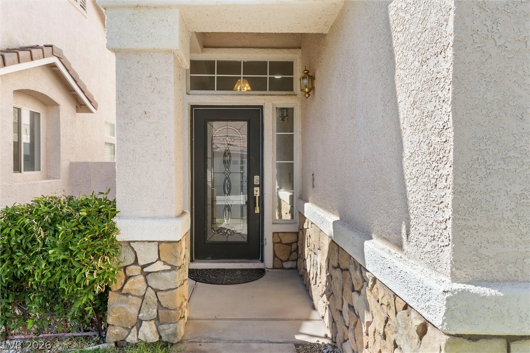 1725 Pacific Breeze Drive Property Photo 3