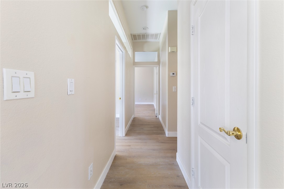 1725 Pacific Breeze Drive Property Photo 12