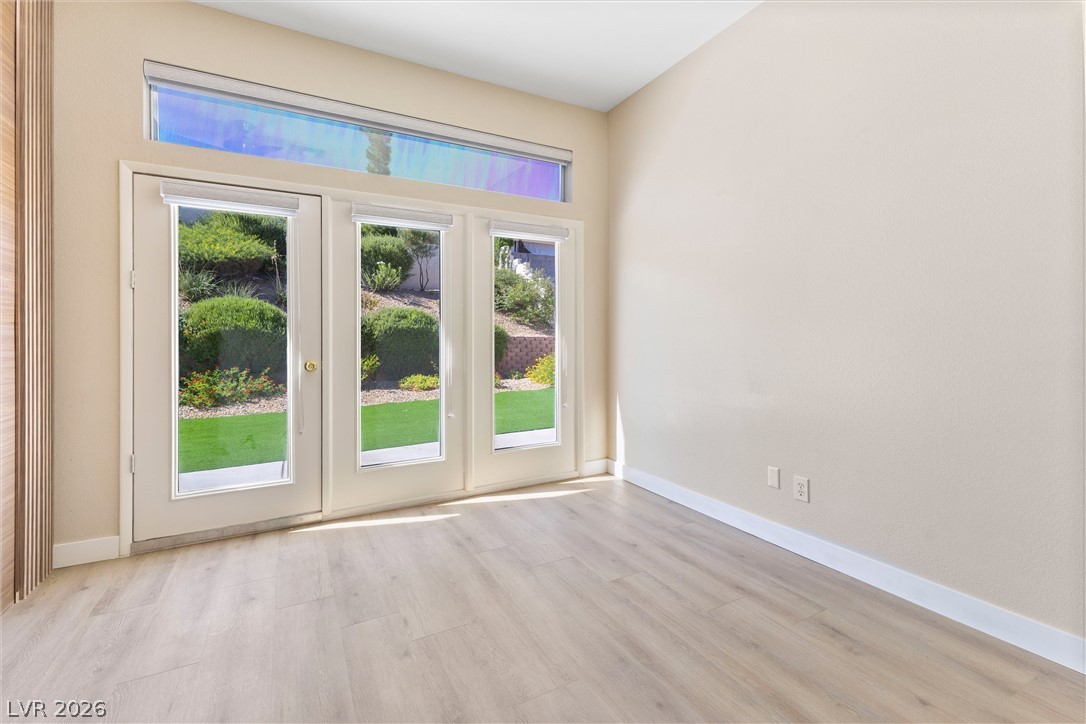 1725 Pacific Breeze Drive Property Photo 13